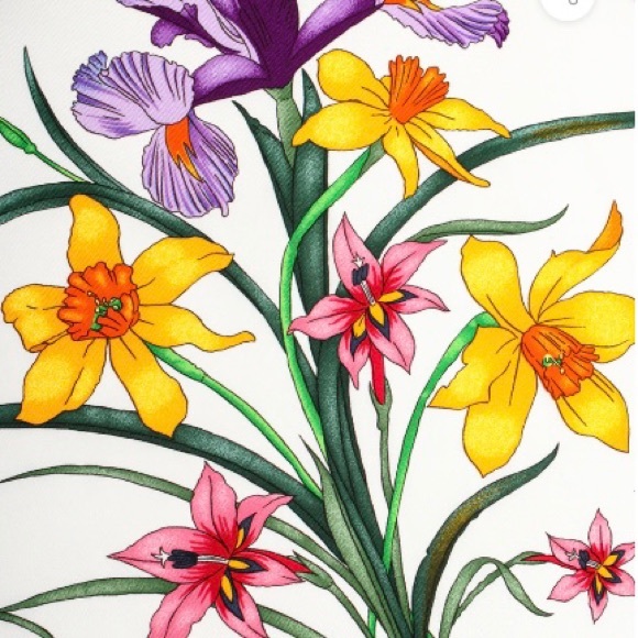 Gucci Black Flora II Silk Scarf NWOT - Picture 10 of 16